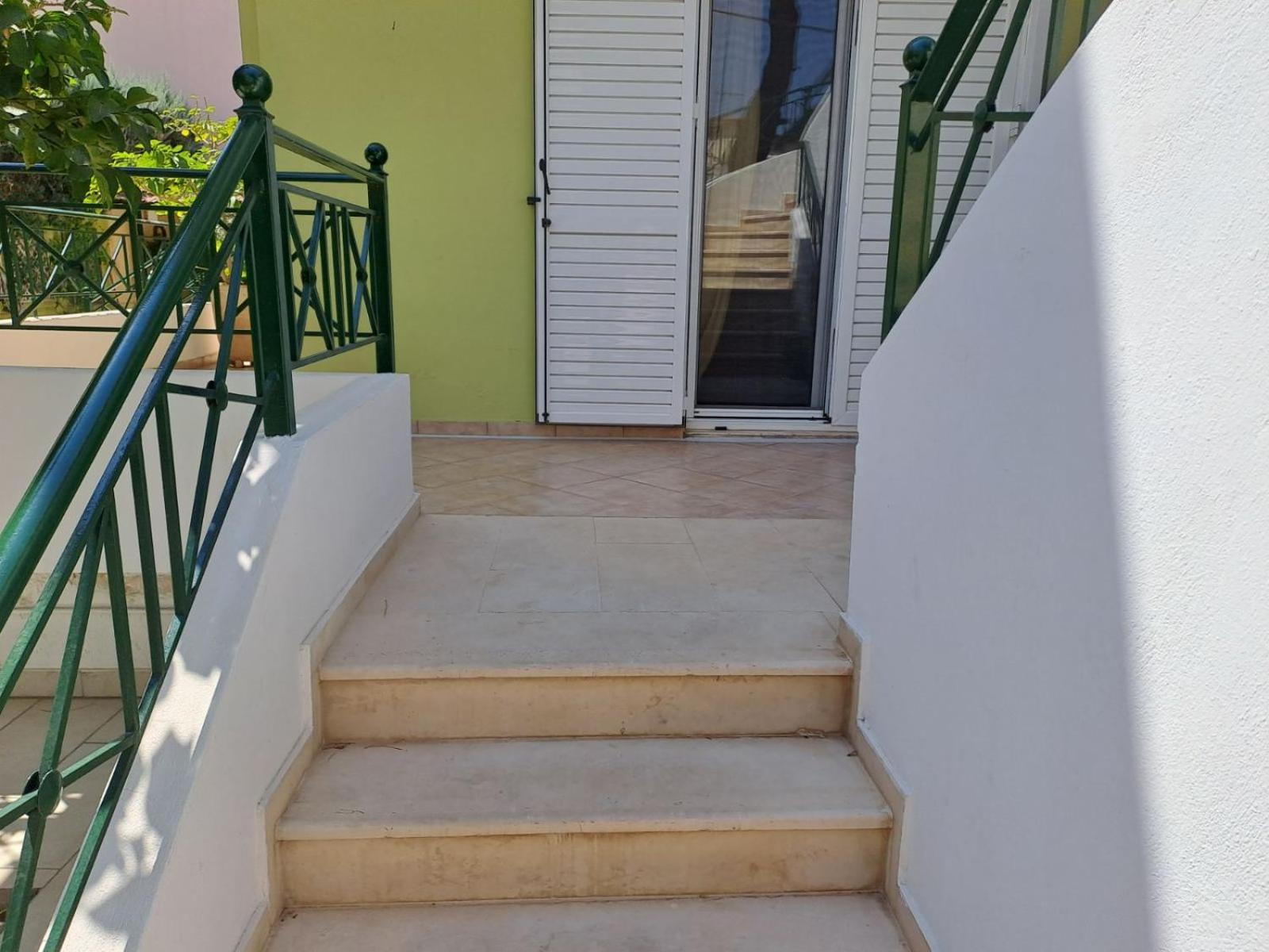 Dimitris Place Near Athens Airport โกโรปิออน ภายนอก รูปภาพ