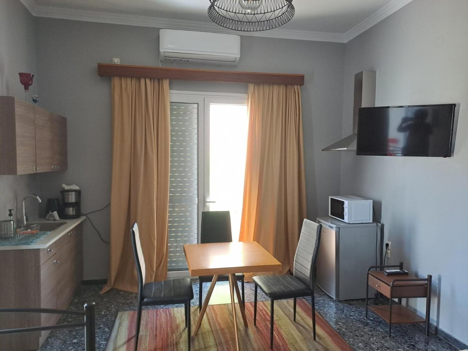 Dimitris Place Near Athens Airport โกโรปิออน ภายนอก รูปภาพ